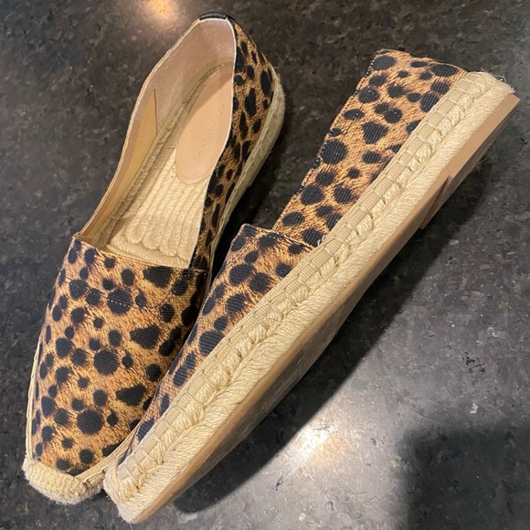 Banana Republic leopard fabric espadrilles - Picture 2 of 5
